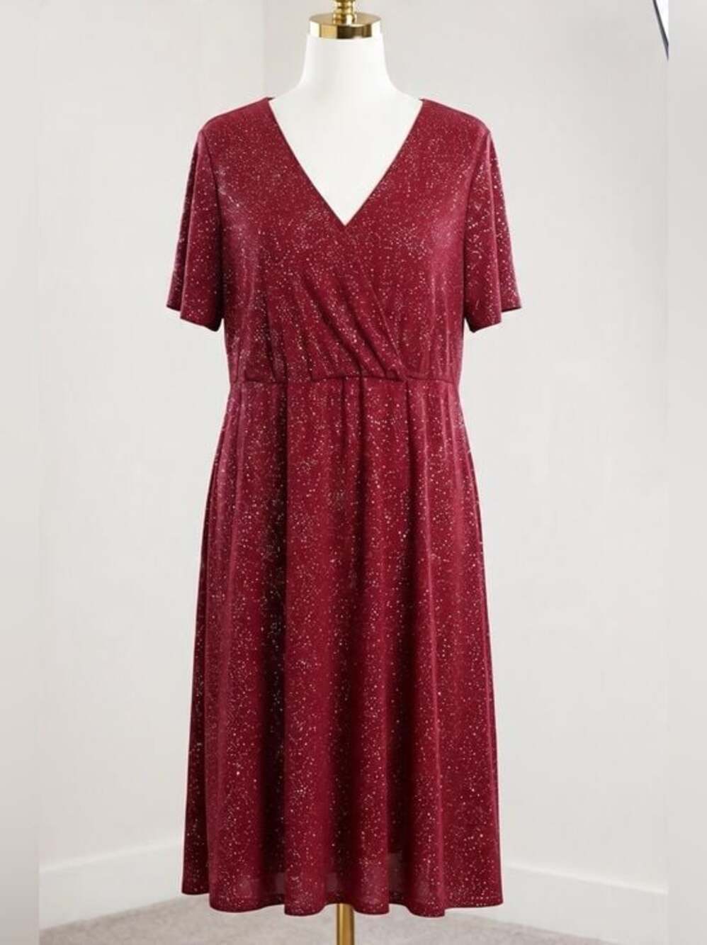 Plus Size 1X 14-16 BloomChic Red Glitter Flutter Sleeve Dress withPockets